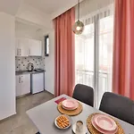 Joyy Kaş